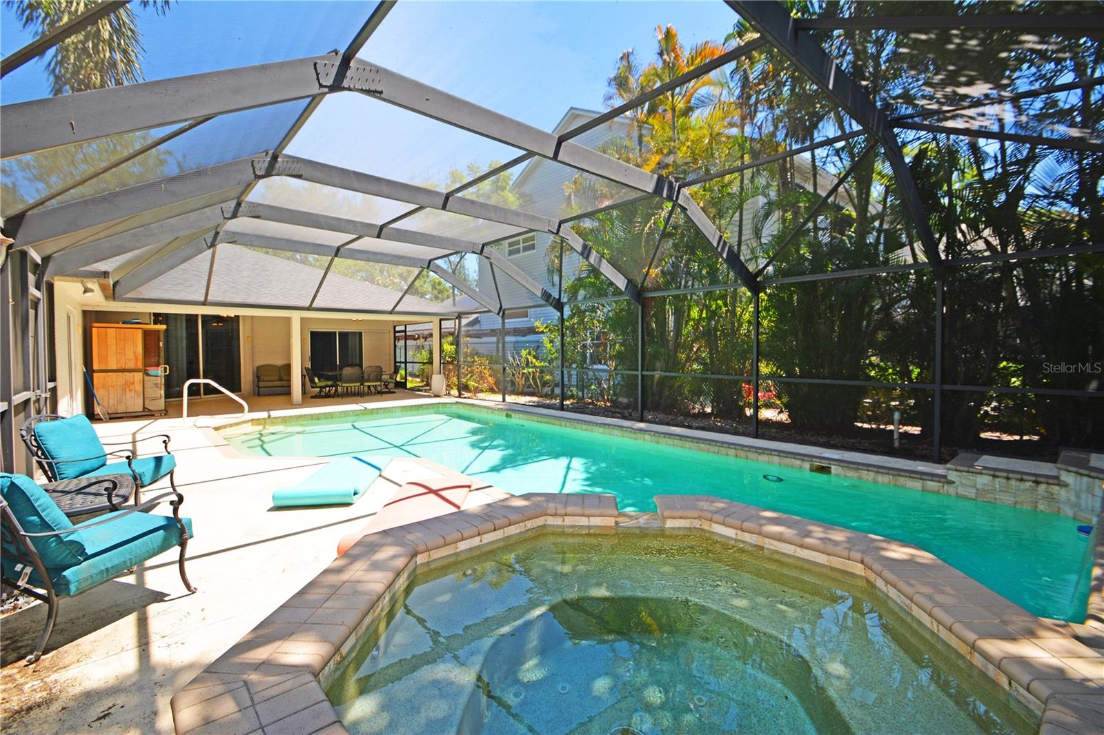 3293 MALLARD DRIVE