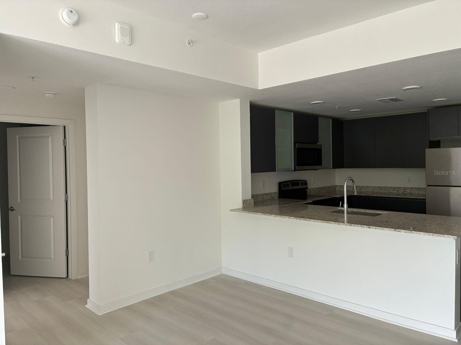 UNIT 301, CANNONGATE CONDOMINIUM - Residential