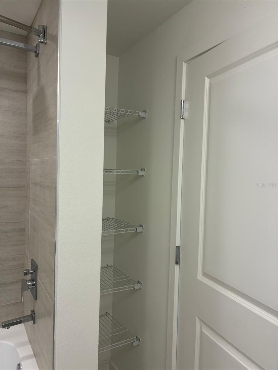 UNIT 301, CANNONGATE CONDOMINIUM - Residential