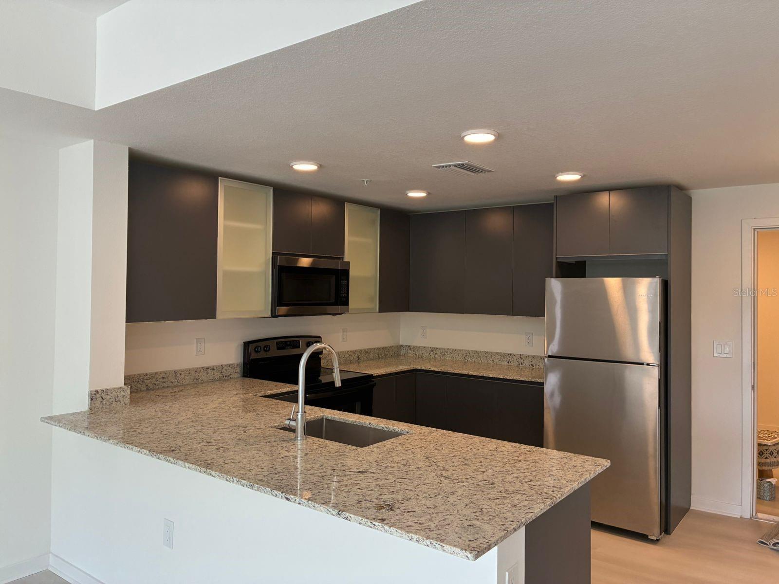 UNIT 301, CANNONGATE CONDOMINIUM - Residential