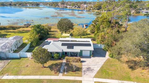 A home in DELTONA