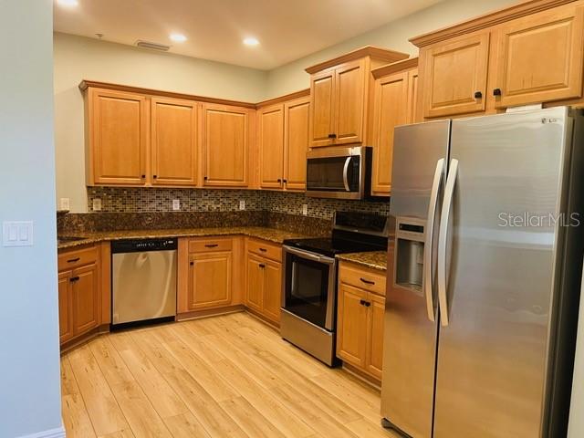 STONEHAVEN PH 4, 5, 6, 7 & 25 - Residential Lease