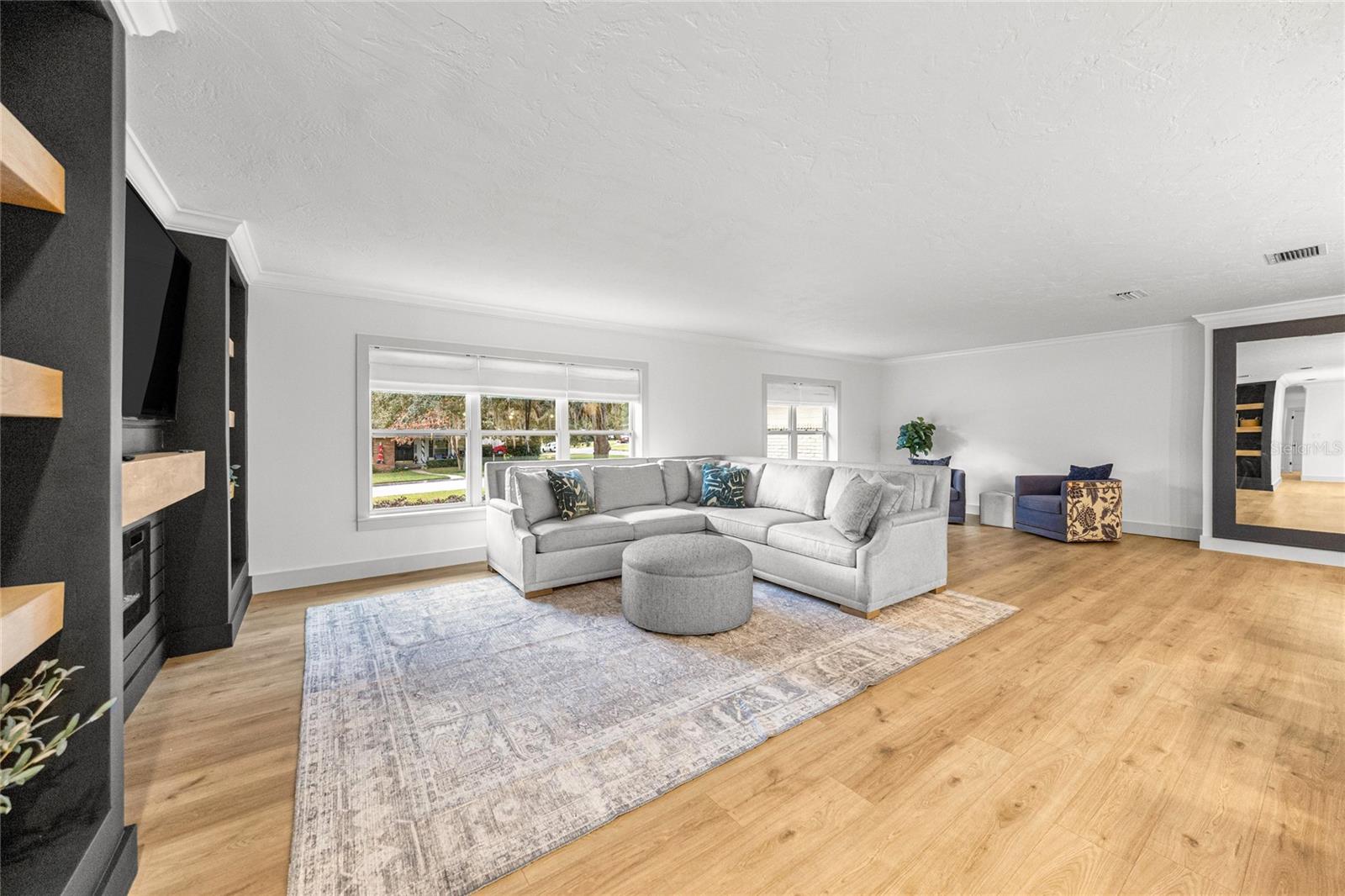 EDGEWOOD PARK UN 02 - Residential