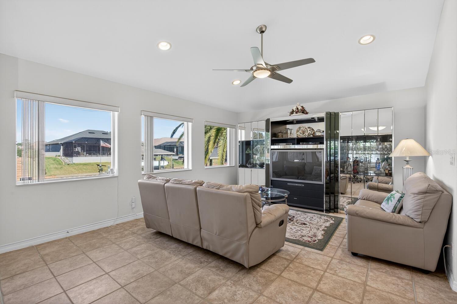 PALM COAST SEC 16 - Residential