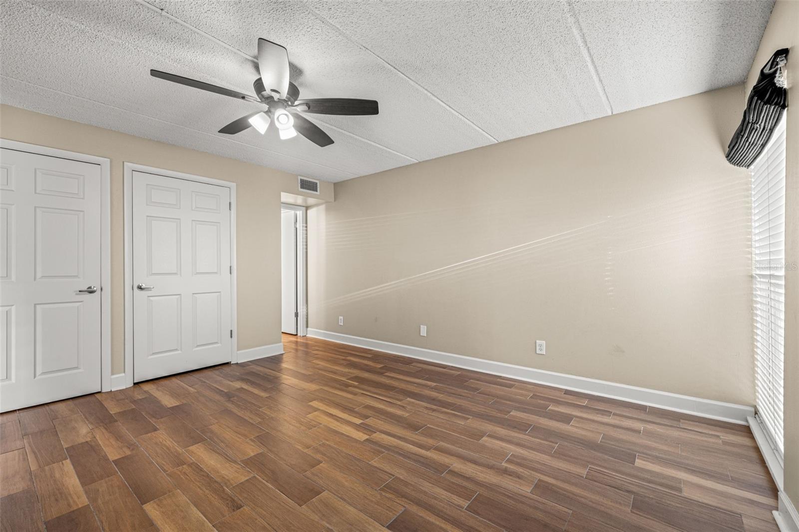 BAYSHORE TRACE CONDO - Residential