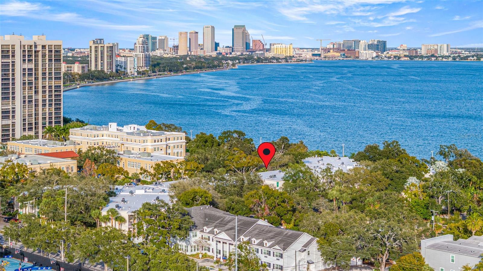 BAYSHORE TRACE CONDO - Residential