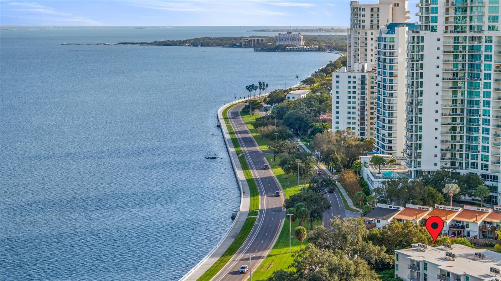 BAYSHORE TRACE CONDO - Residential
