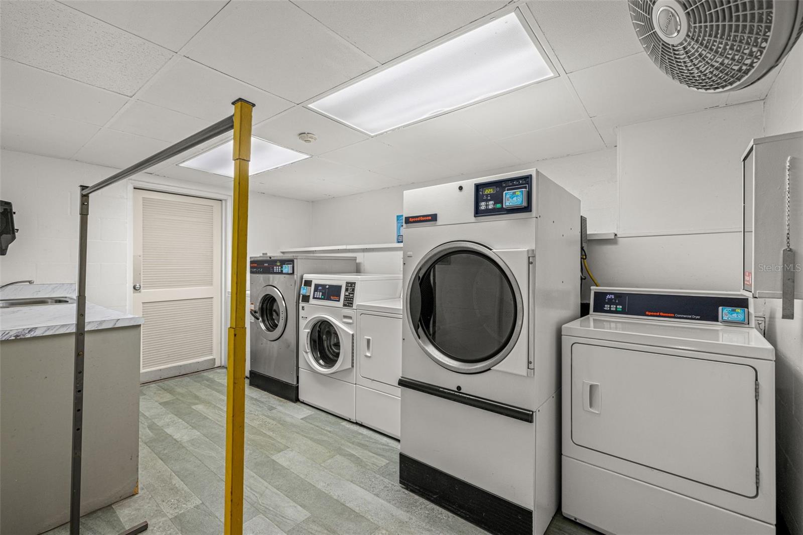 BAYSHORE TRACE CONDO - Residential