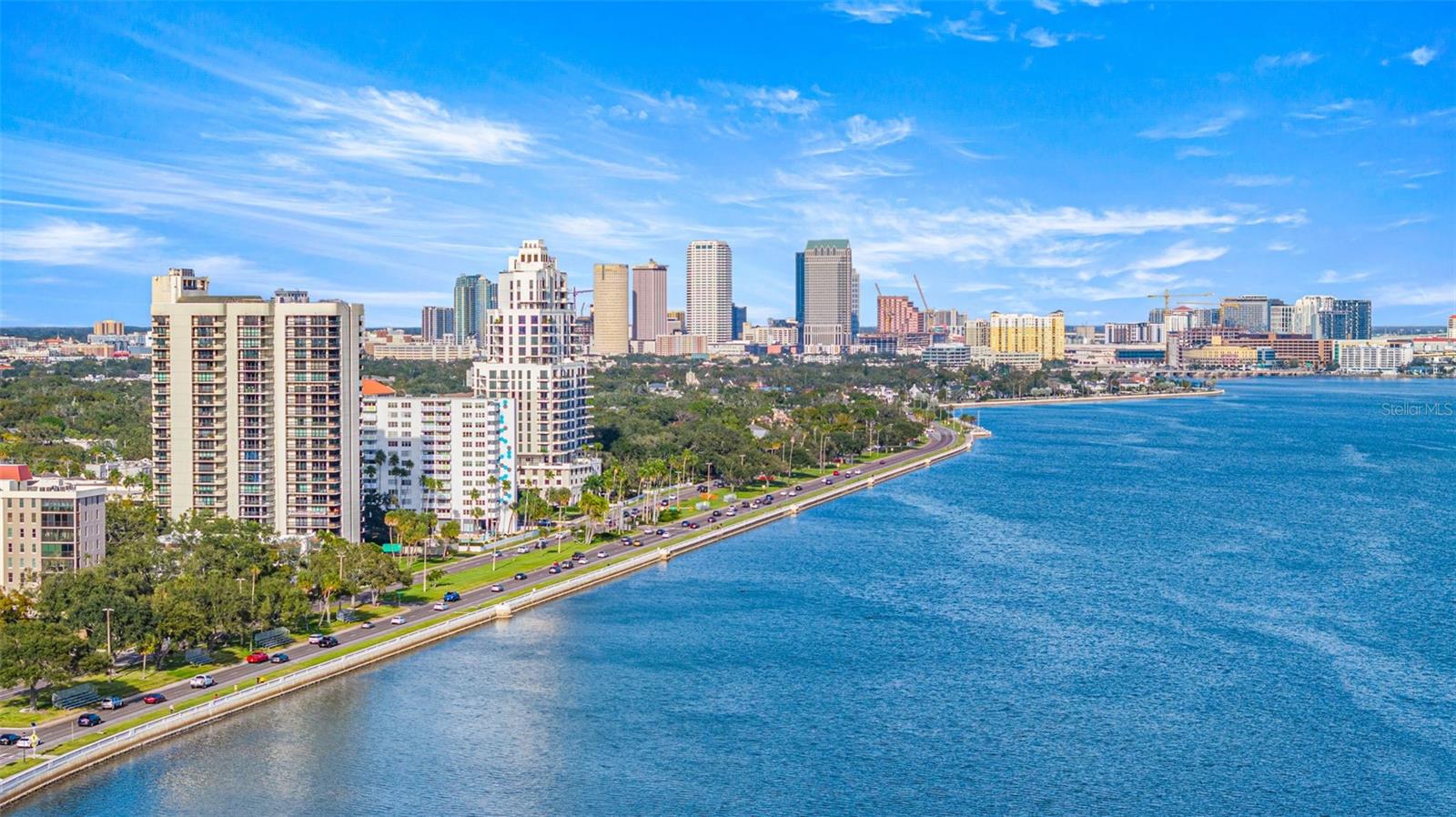 BAYSHORE TRACE CONDO - Residential