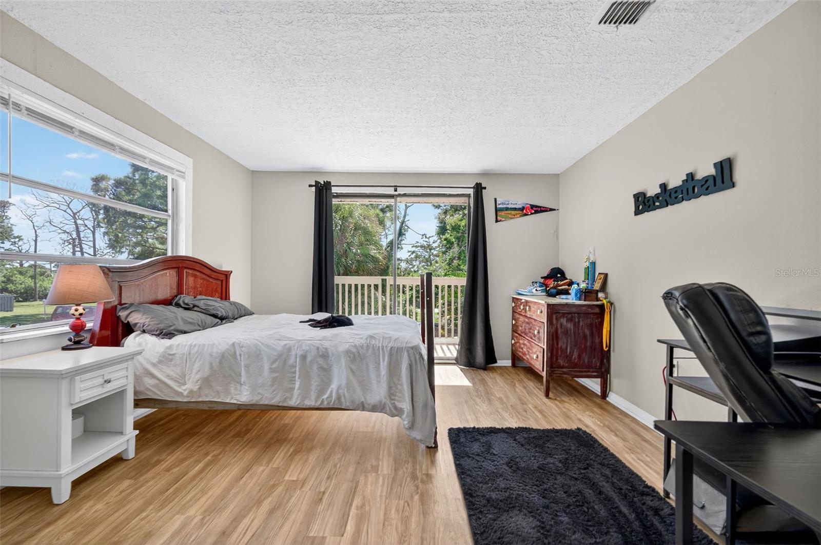 SOUTH VENICE - Residential