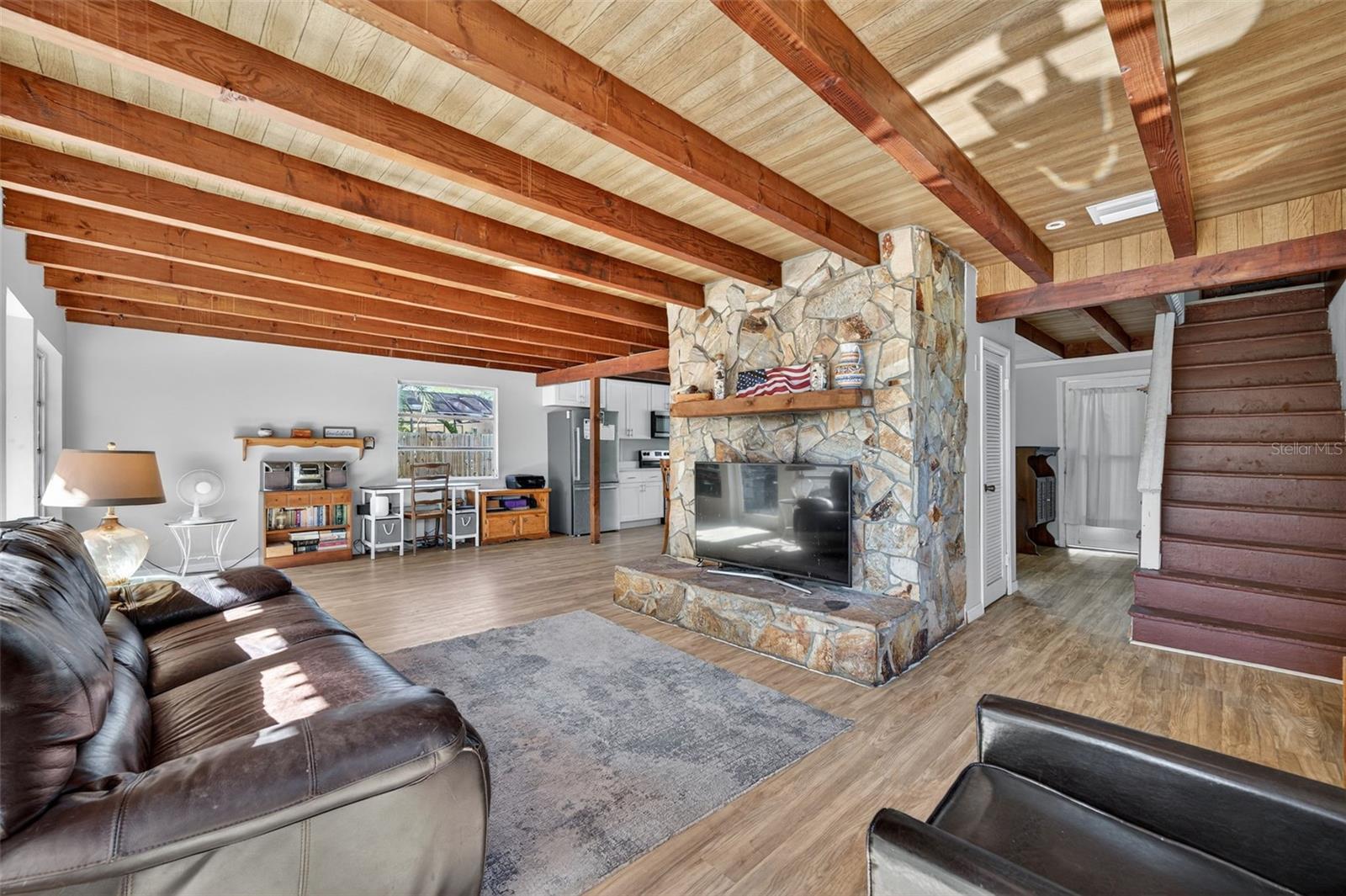 5075 LEMON BAY DRIVE