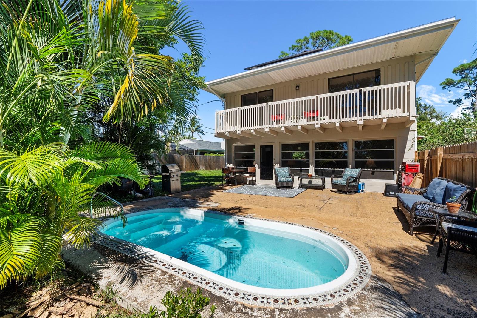 SOUTH VENICE - Residential