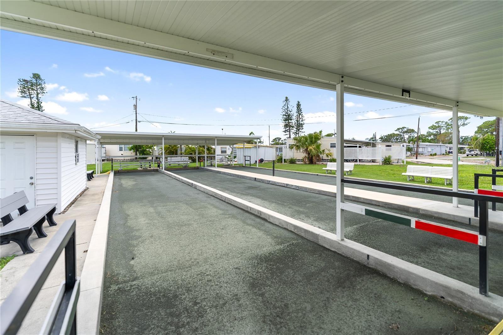 PARADISE BAY ESTATES COOP - Residential