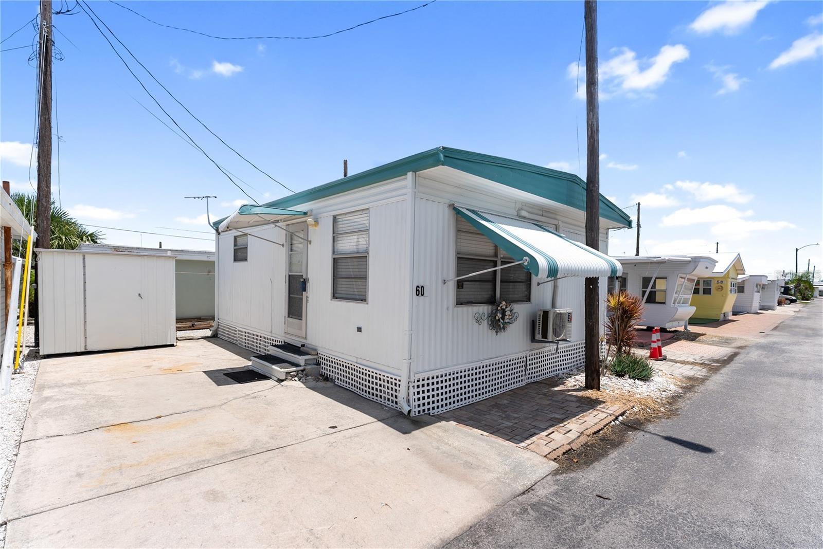 PARADISE BAY ESTATES COOP - Residential