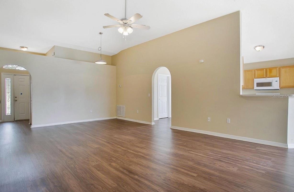 EMERALD POINTE PH 03 - Residential