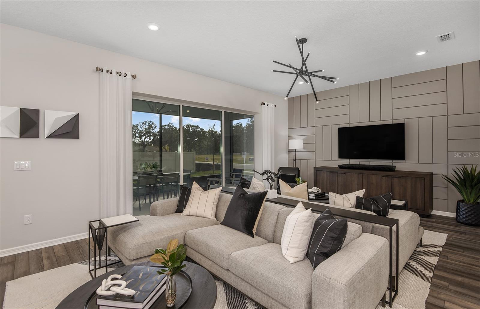 9962 TRELLIS VINE WAY