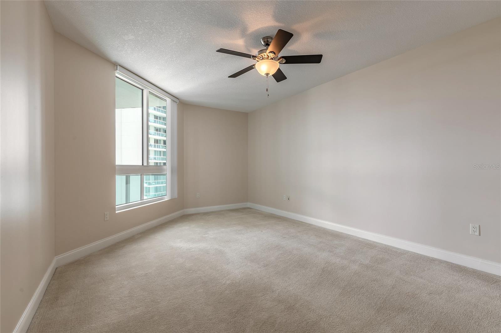 MARINA GRANDE/HALIFAX 01 - Residential