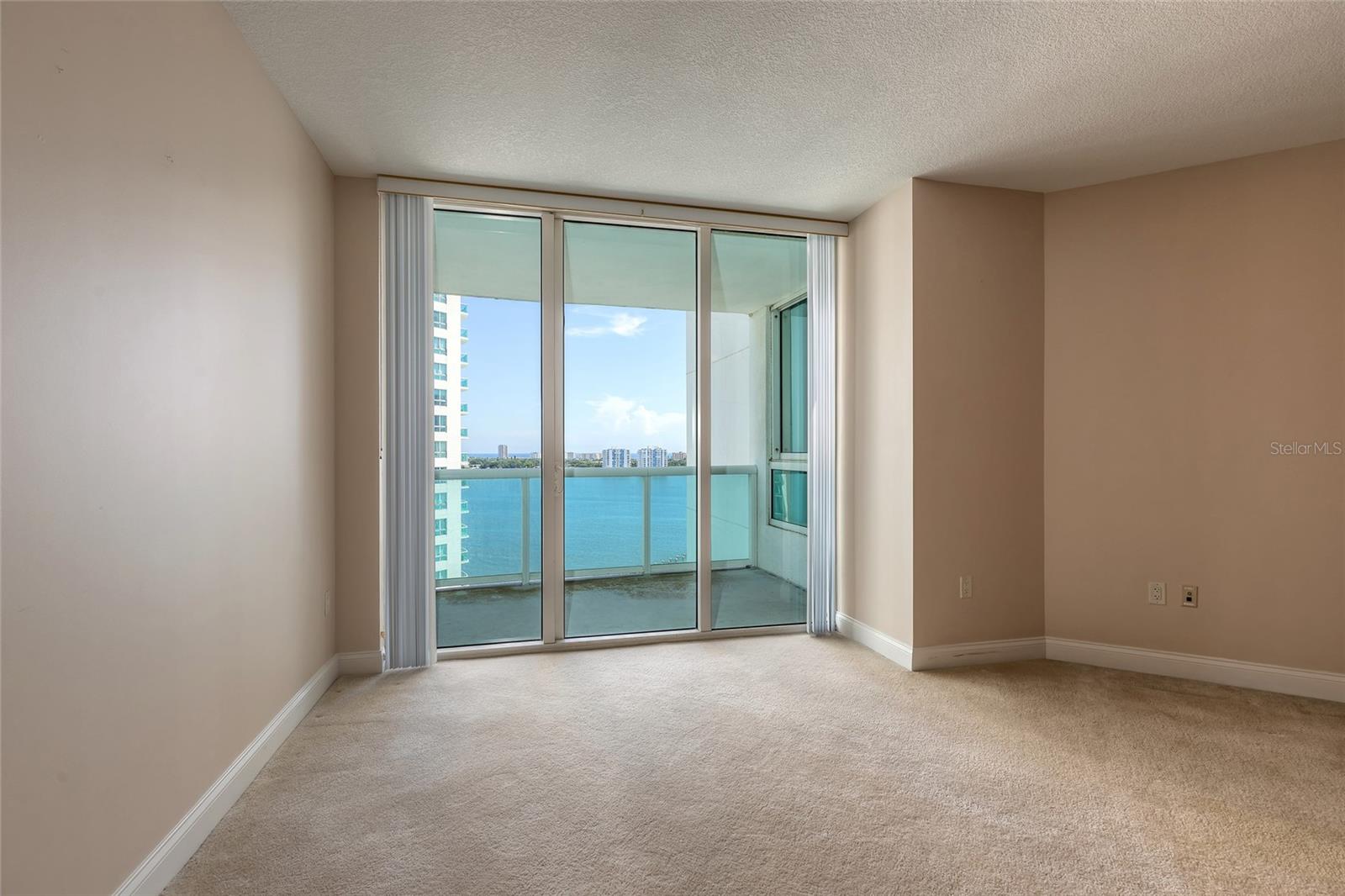 MARINA GRANDE/HALIFAX 01 - Residential