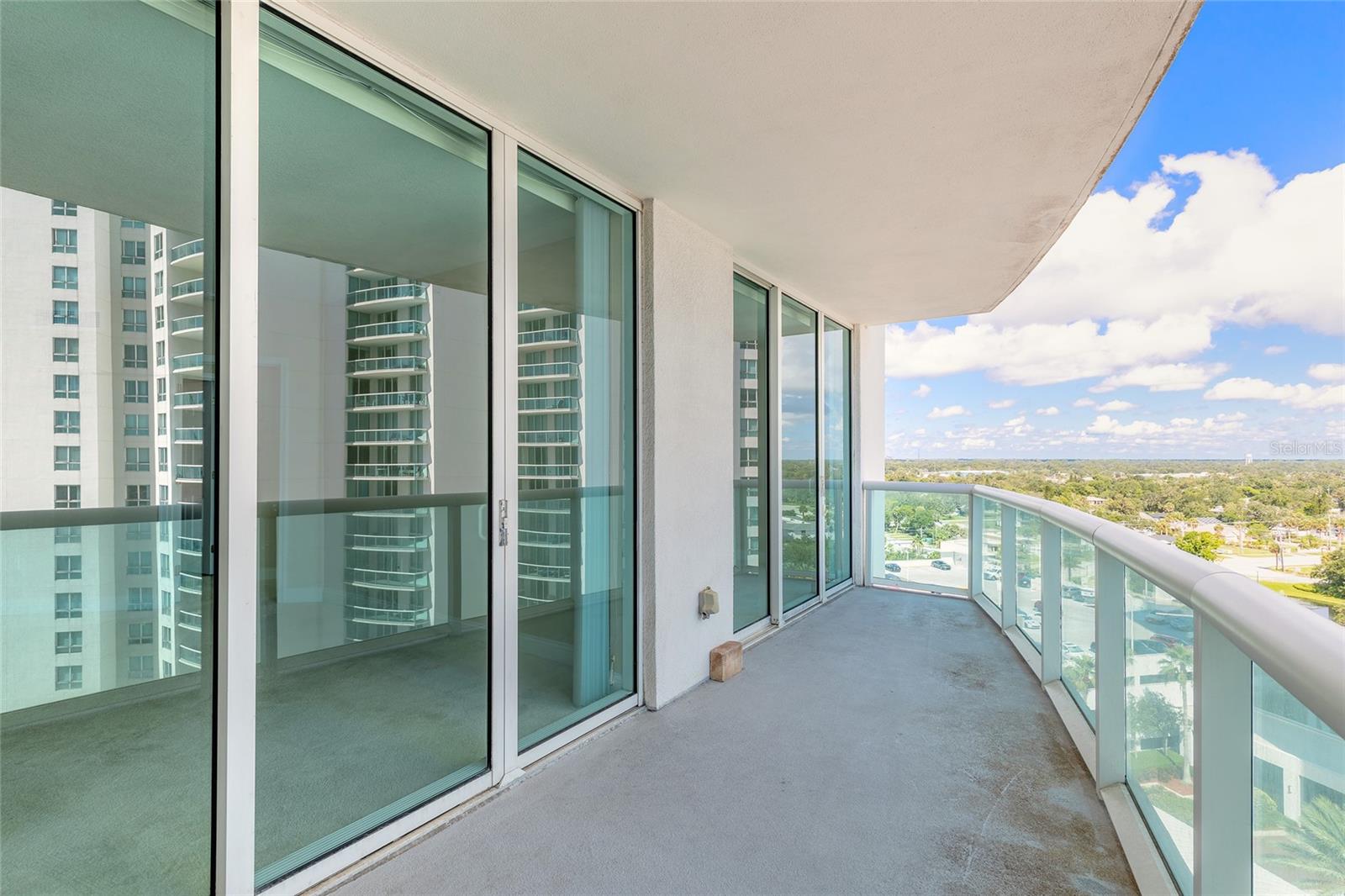 231 RIVERSIDE DRIVE 1108-1
