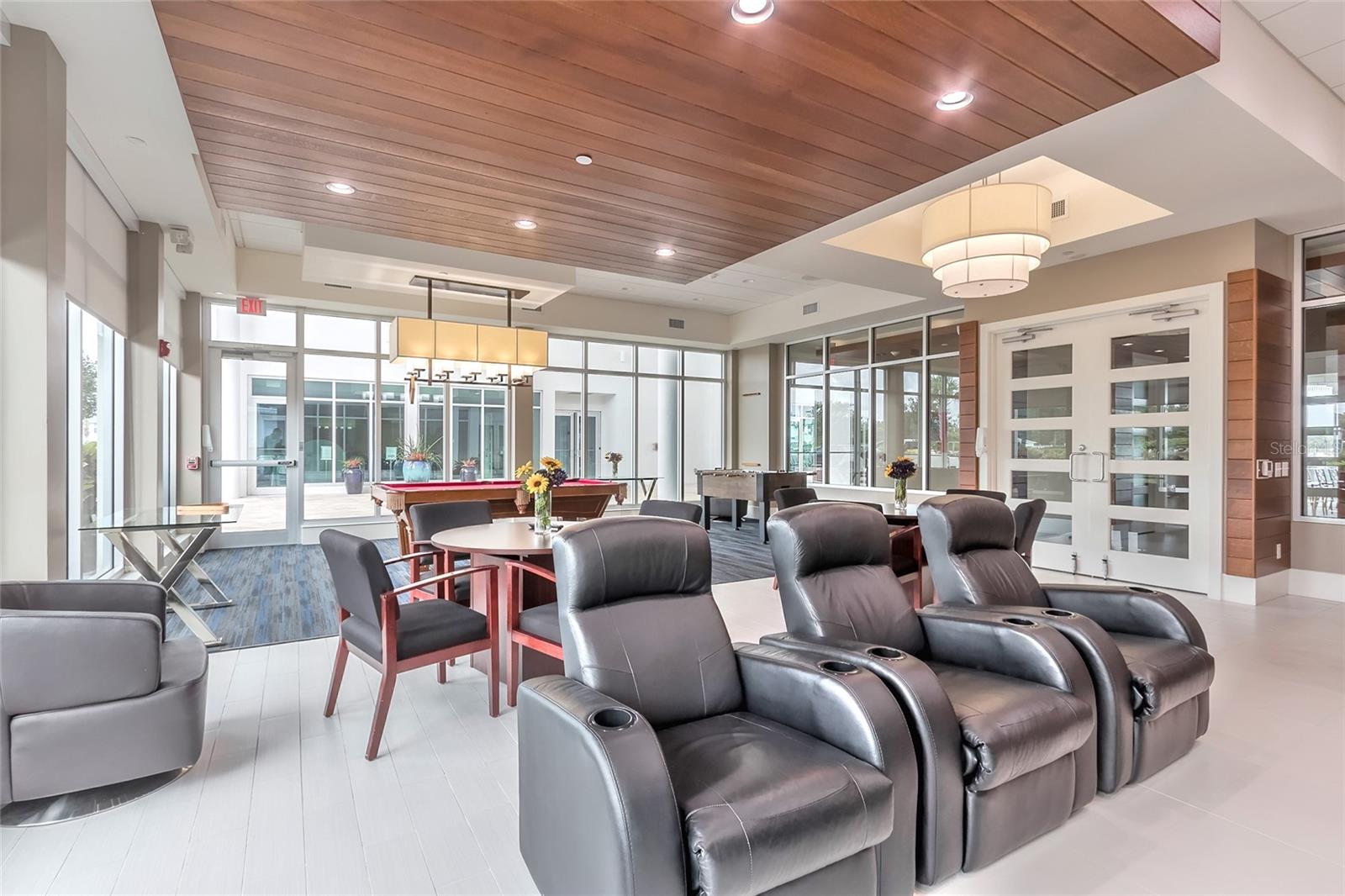 MARINA GRANDE/HALIFAX 01 - Residential