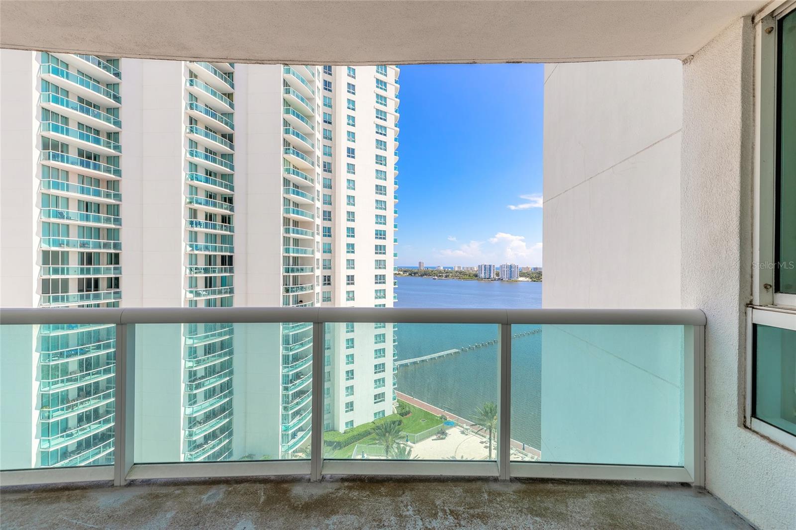 231 RIVERSIDE DRIVE 1108-1