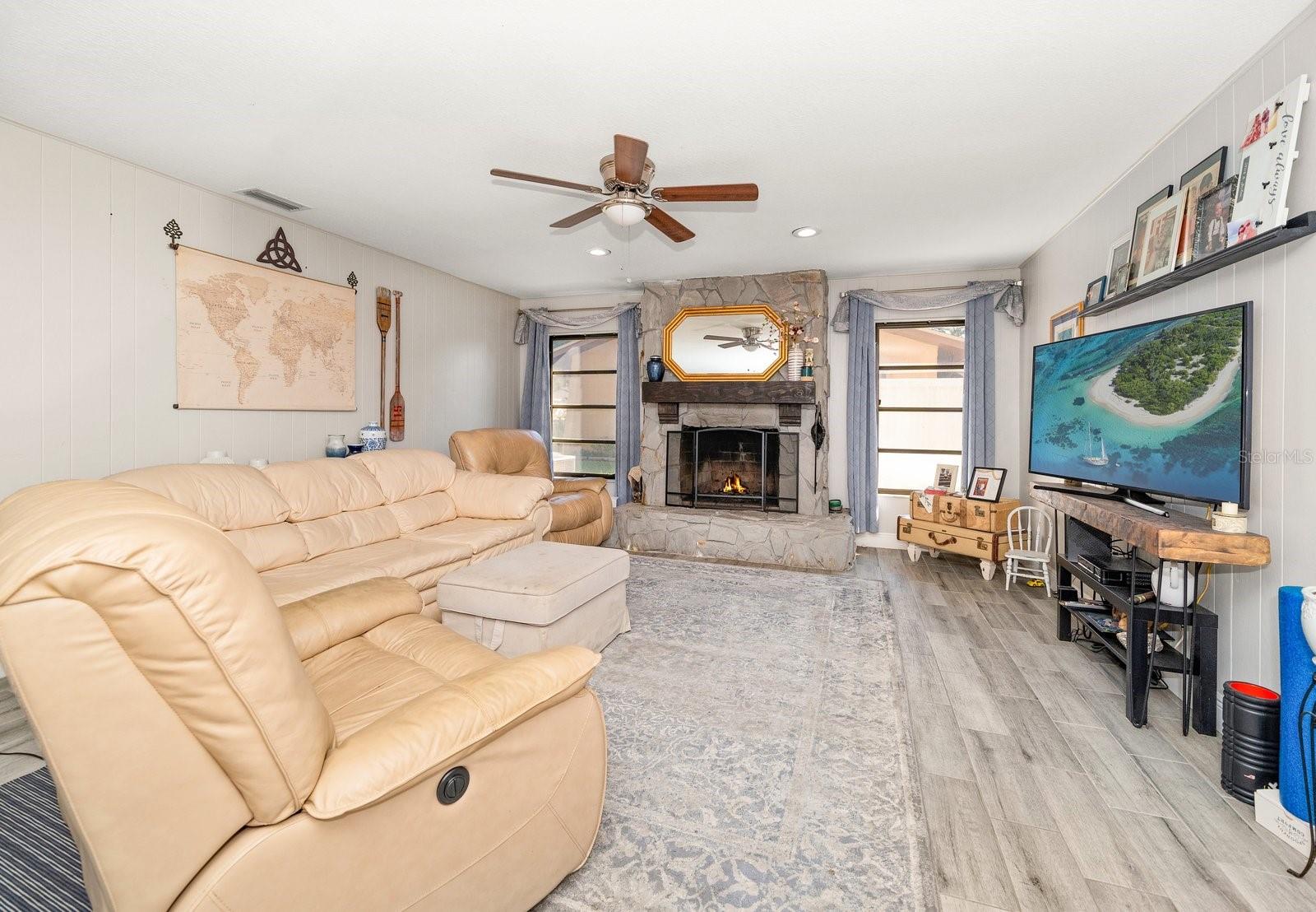 BRAE-MOOR SOUTH - Residential