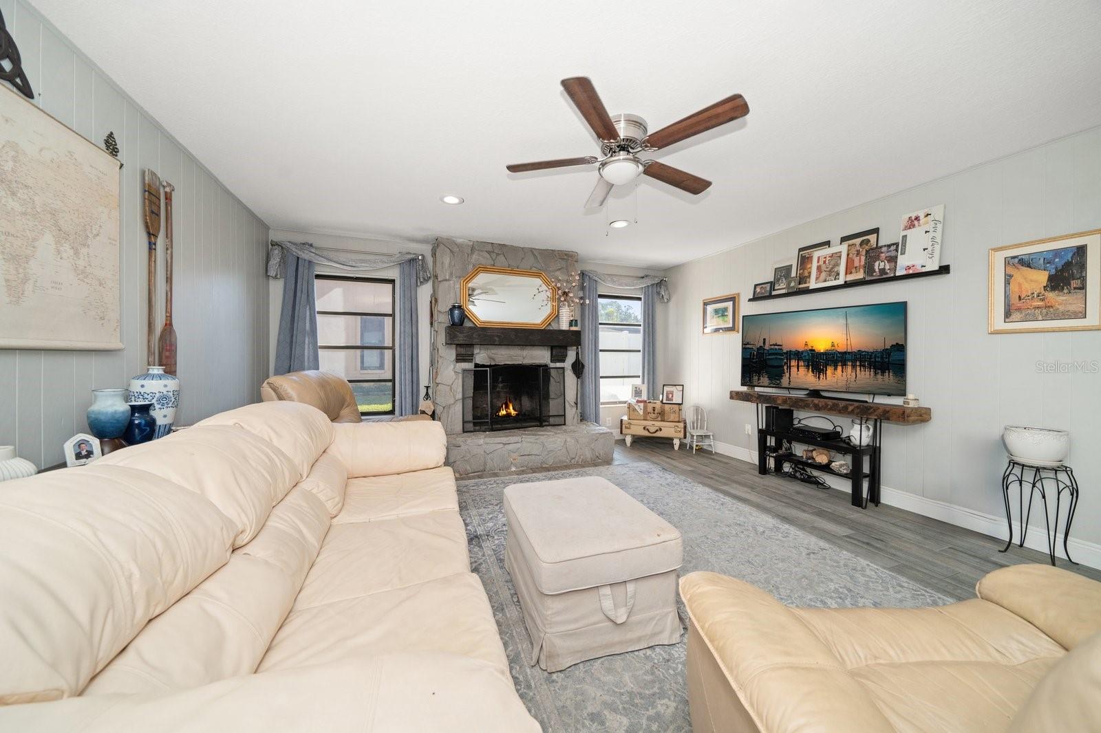 BRAE-MOOR SOUTH - Residential