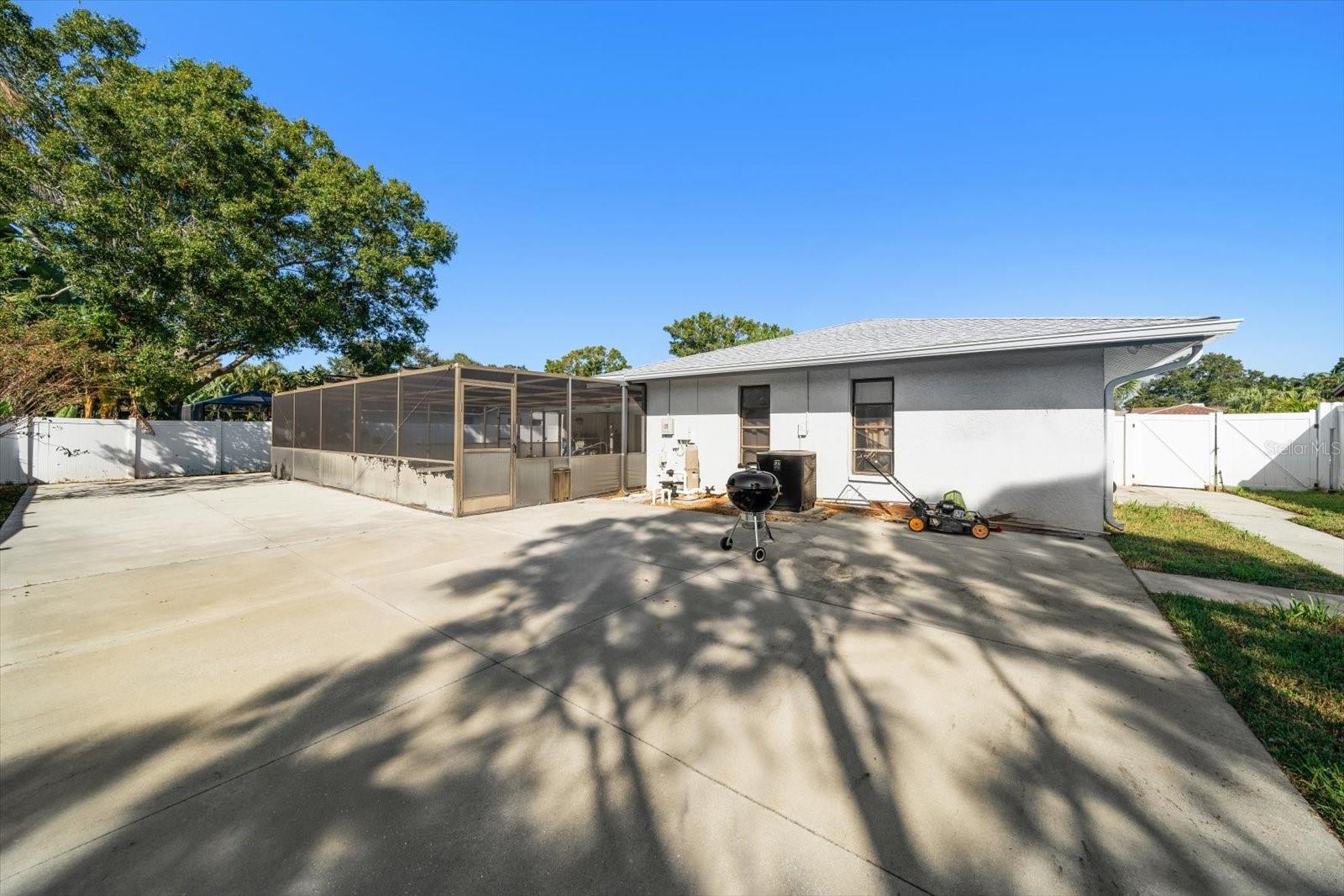 BRAE-MOOR SOUTH - Residential