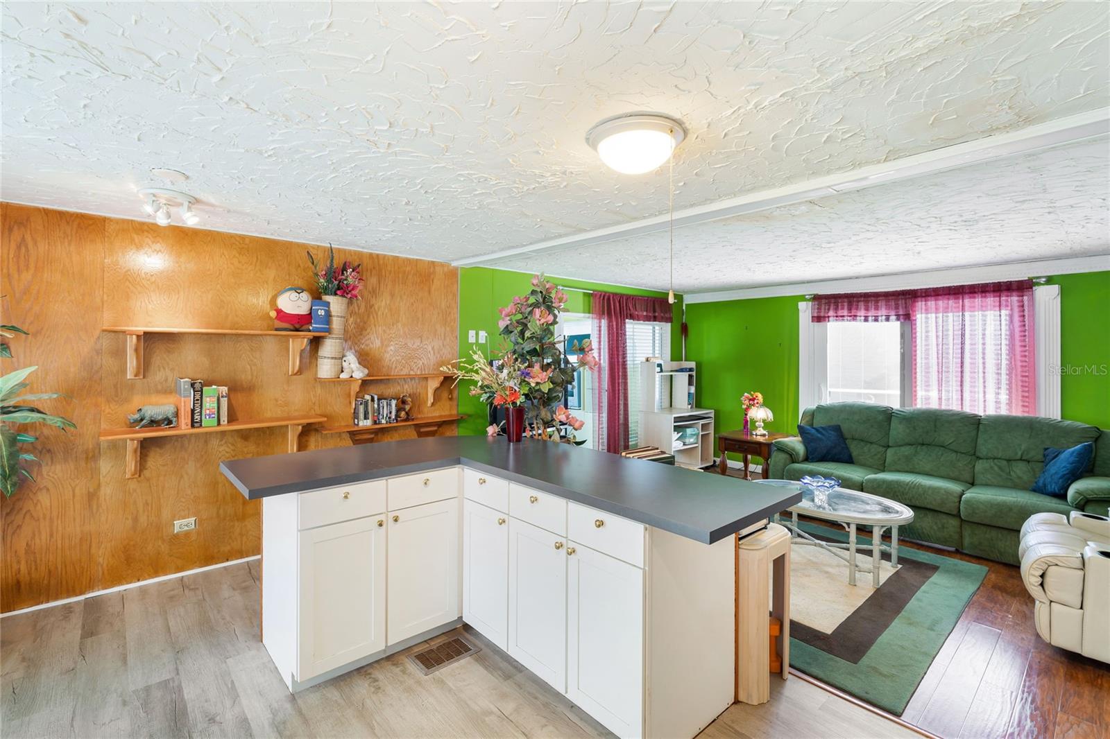 VENICE ISLE - Residential