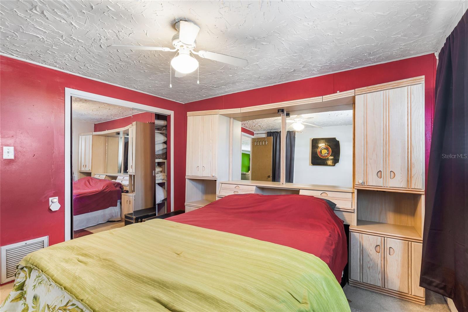 VENICE ISLE - Residential