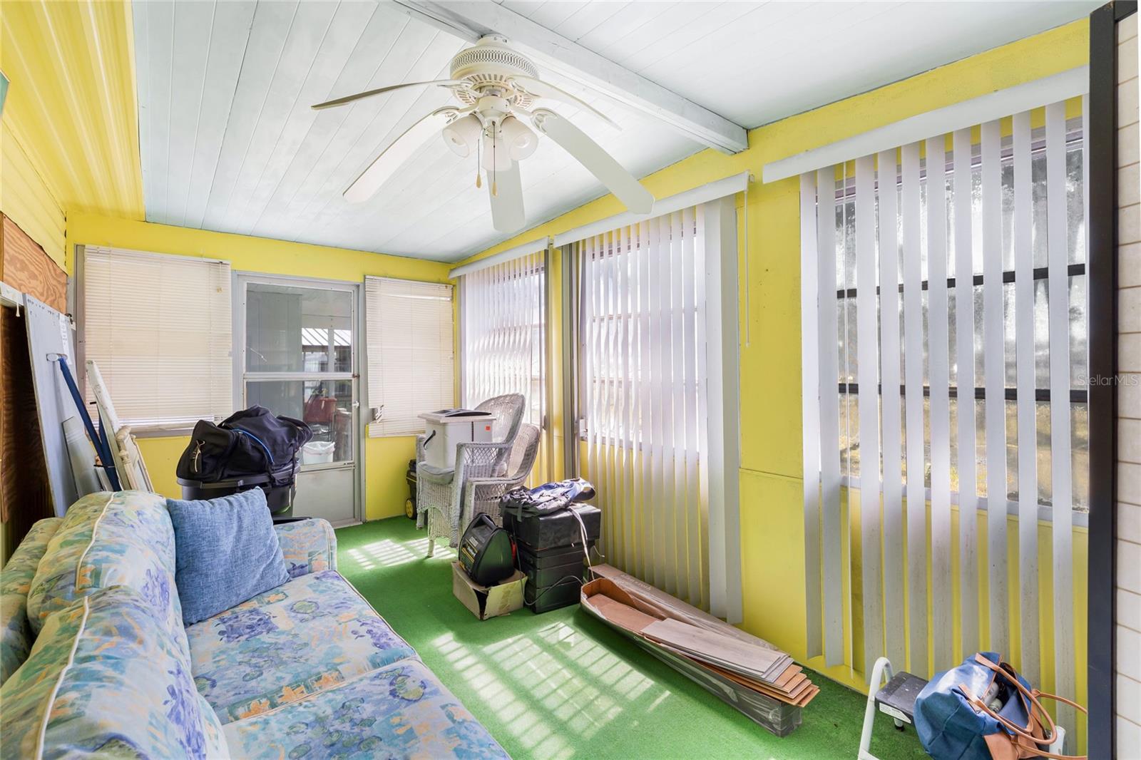 VENICE ISLE - Residential