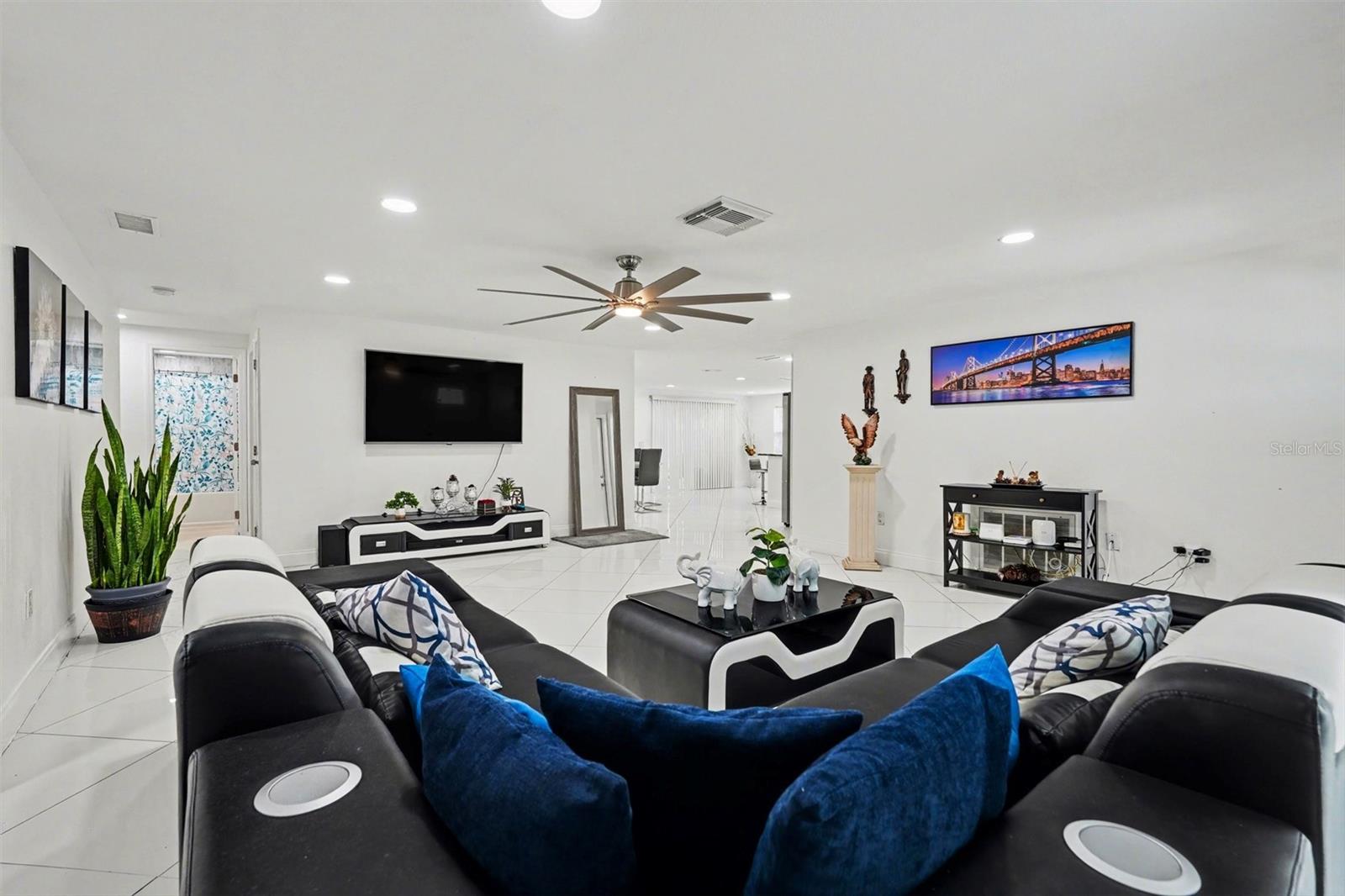 GULF HIGHLANDS - Residential