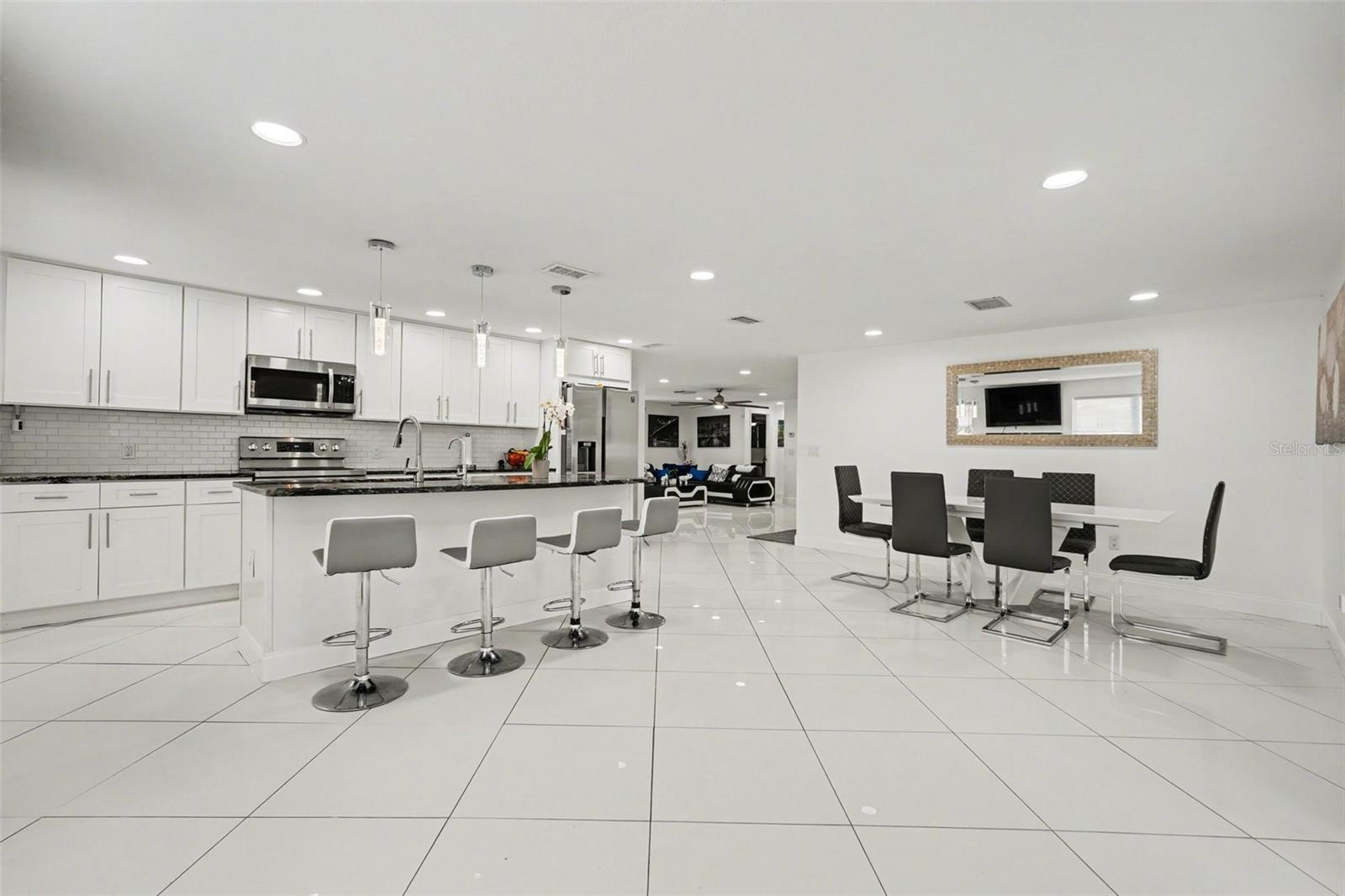 GULF HIGHLANDS - Residential