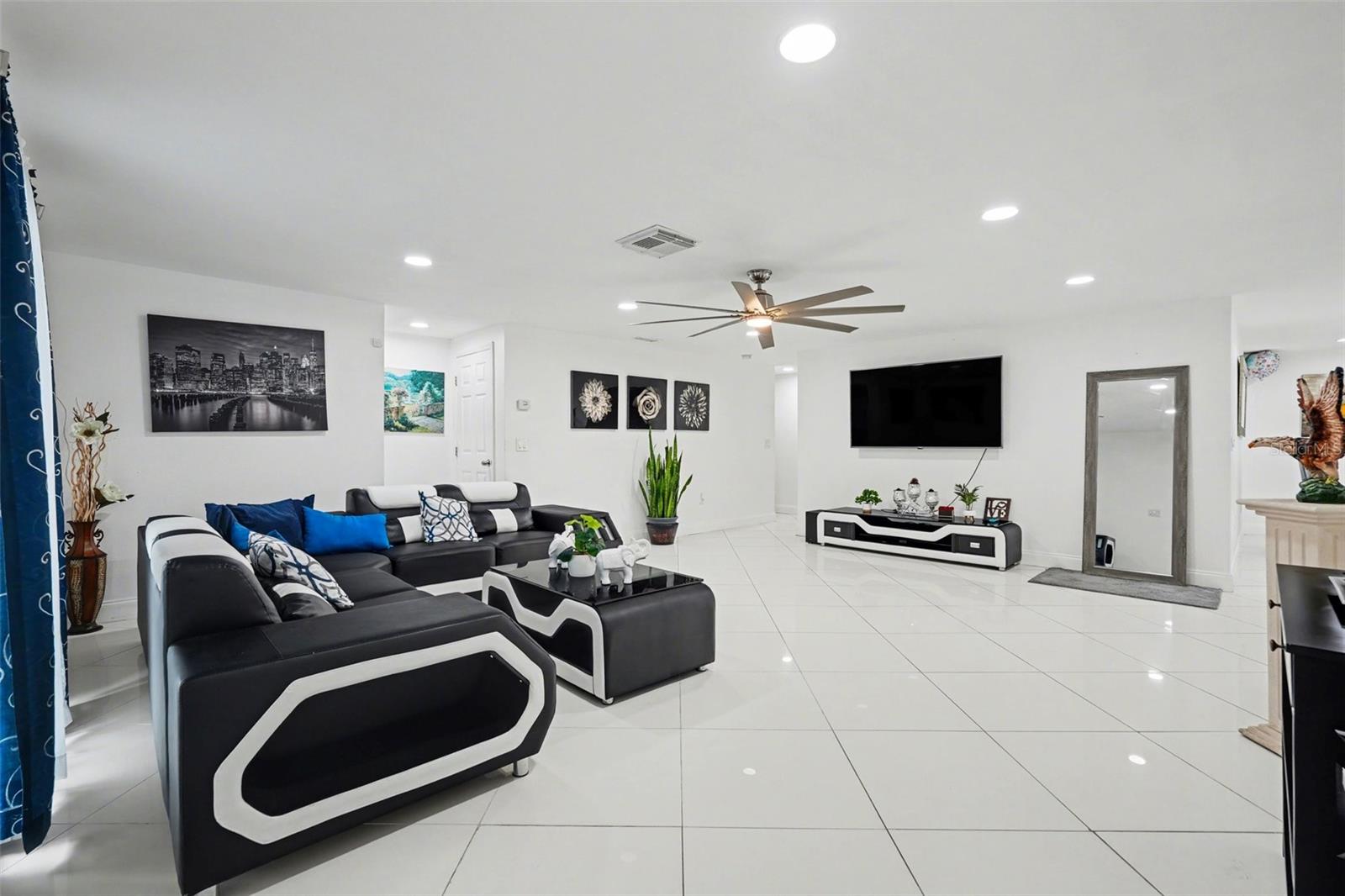 GULF HIGHLANDS - Residential