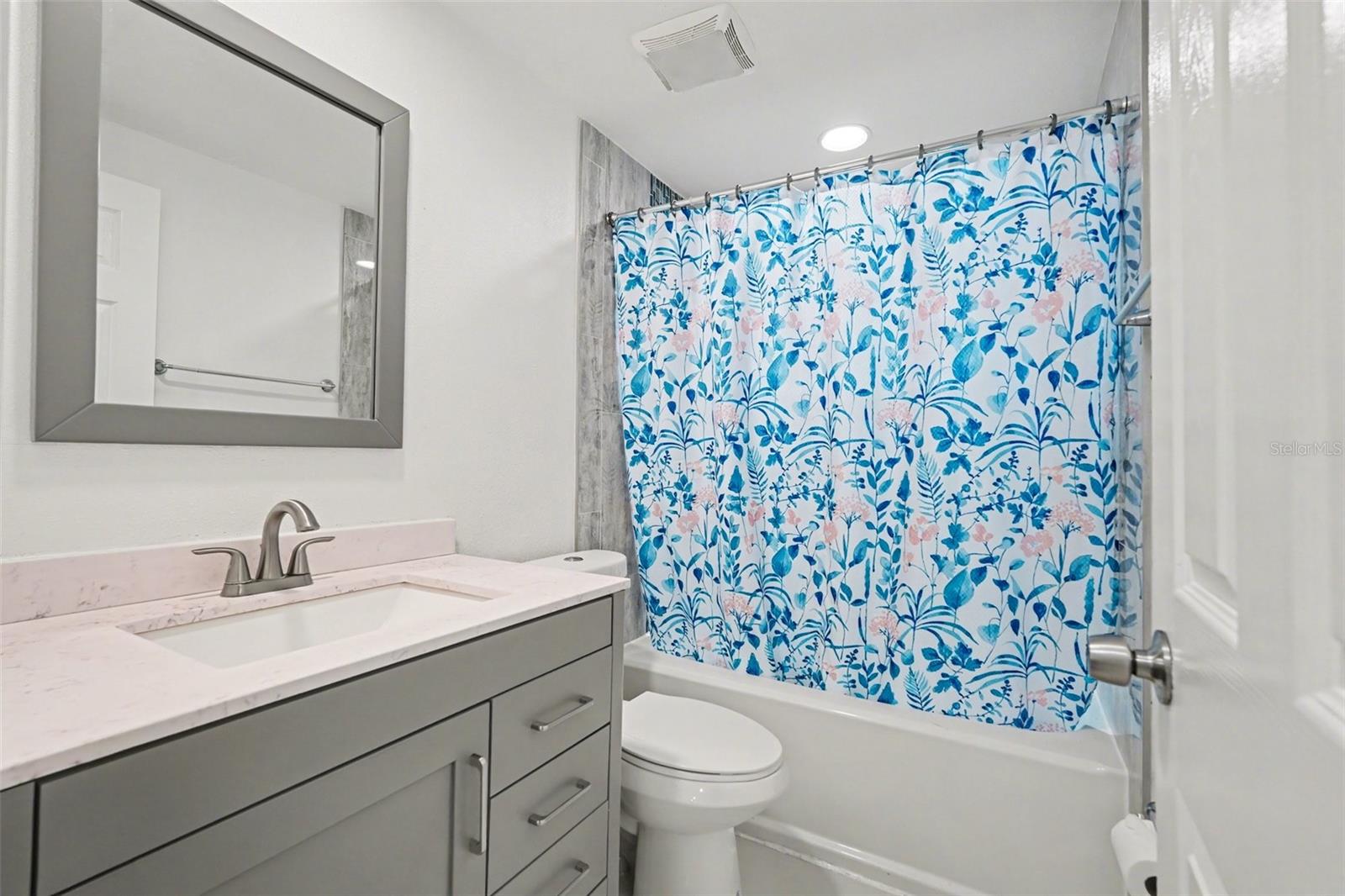 GULF HIGHLANDS - Residential