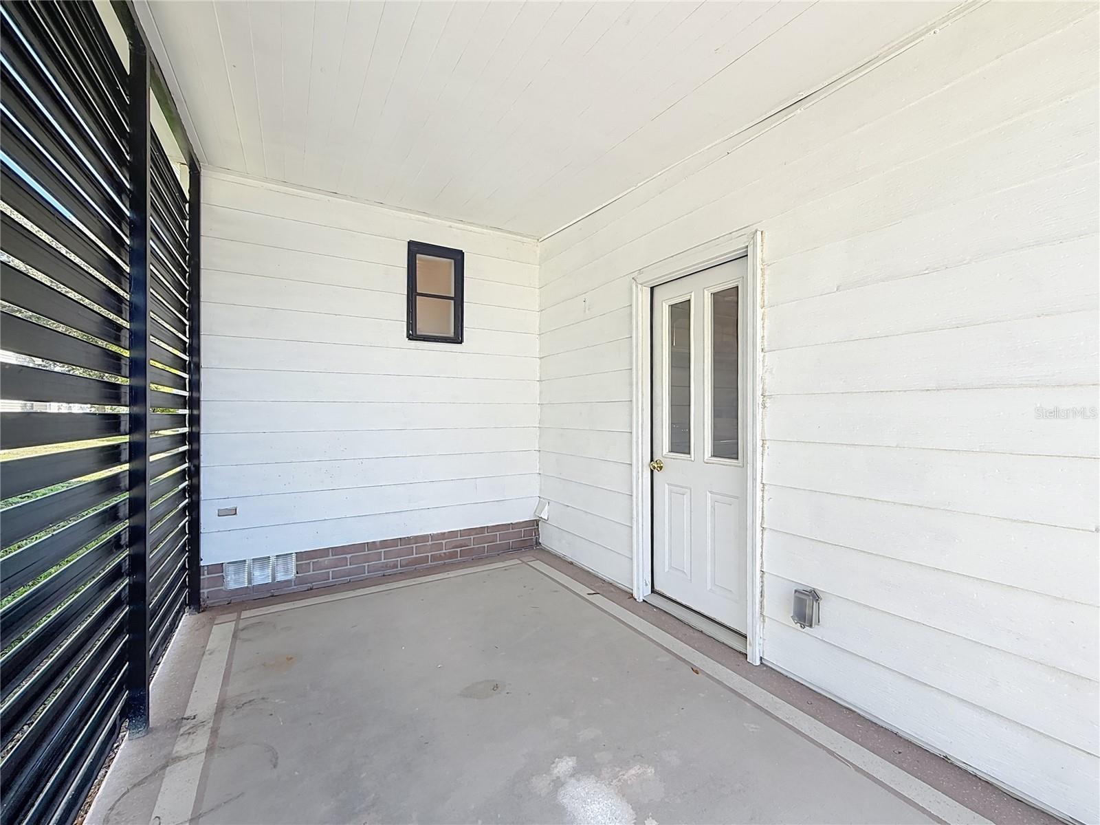 LADY LAKE ORANGE BLOSSOM GARDENS UNIT 08 - Residential