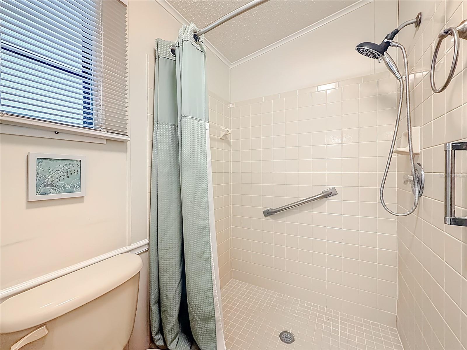 LADY LAKE ORANGE BLOSSOM GARDENS UNIT 08 - Residential