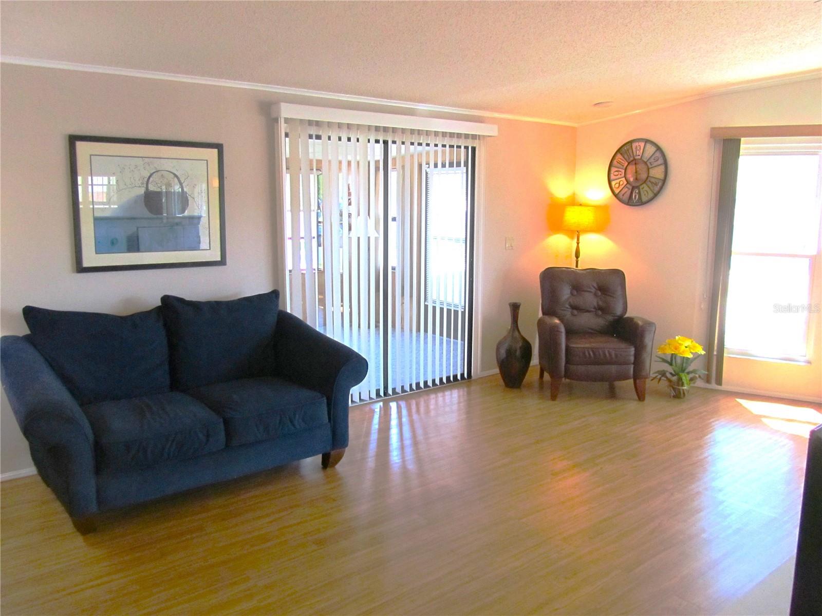 LADY LAKE ORANGE BLOSSOM GARDENS UNIT 08 - Residential