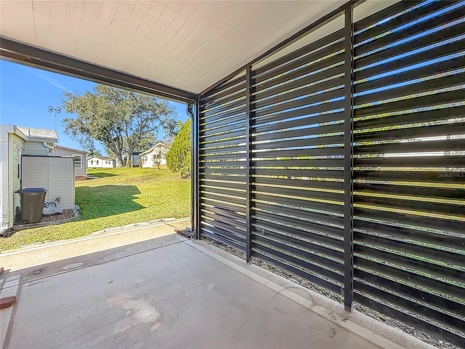 LADY LAKE ORANGE BLOSSOM GARDENS UNIT 08 - Residential