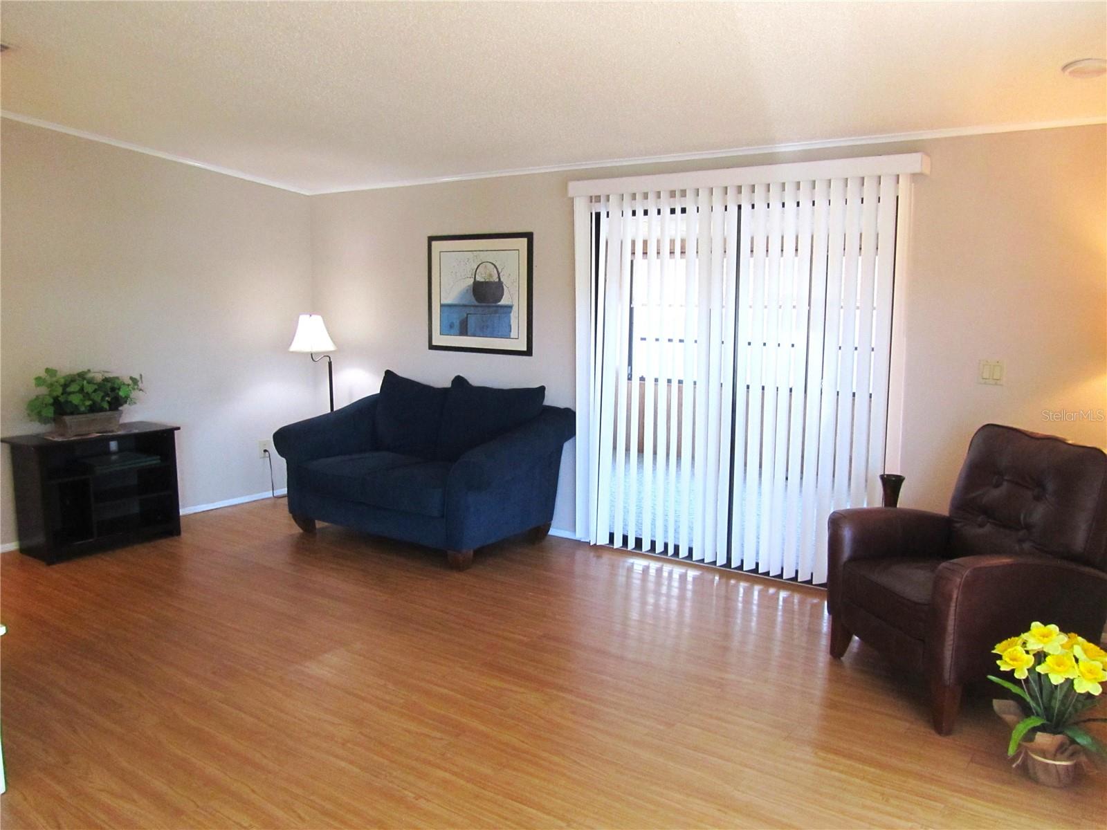 LADY LAKE ORANGE BLOSSOM GARDENS UNIT 08 - Residential