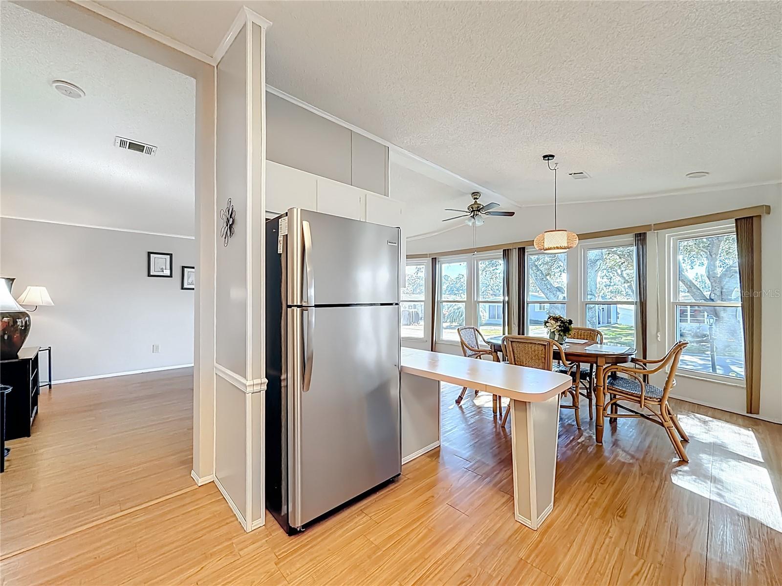 LADY LAKE ORANGE BLOSSOM GARDENS UNIT 08 - Residential