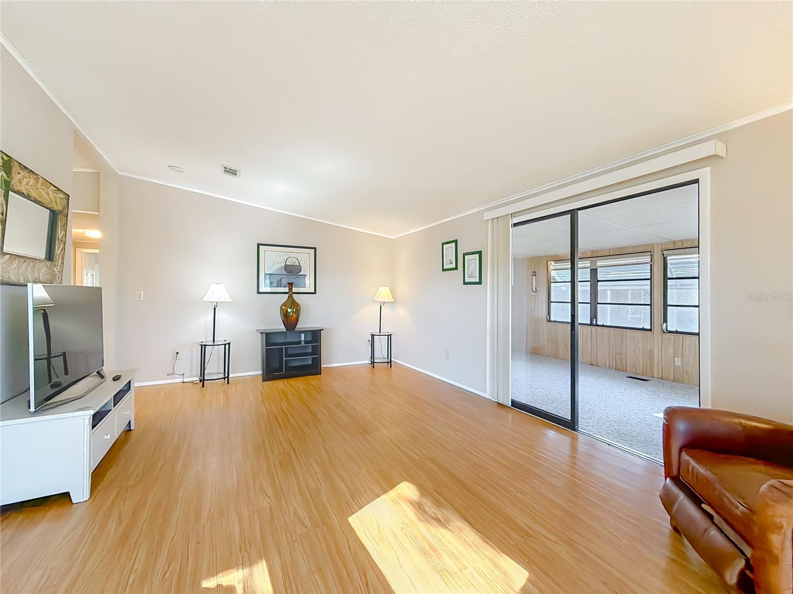 LADY LAKE ORANGE BLOSSOM GARDENS UNIT 08 - Residential