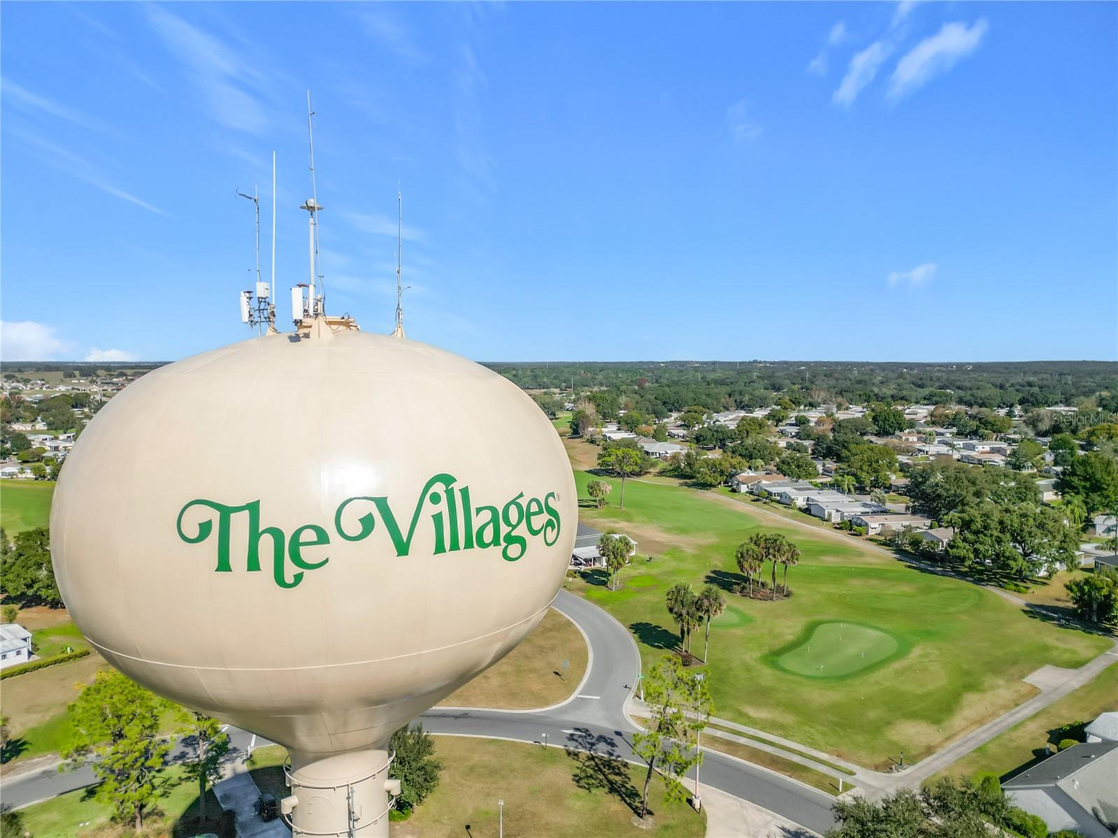 LADY LAKE ORANGE BLOSSOM GARDENS UNIT 08 - Residential