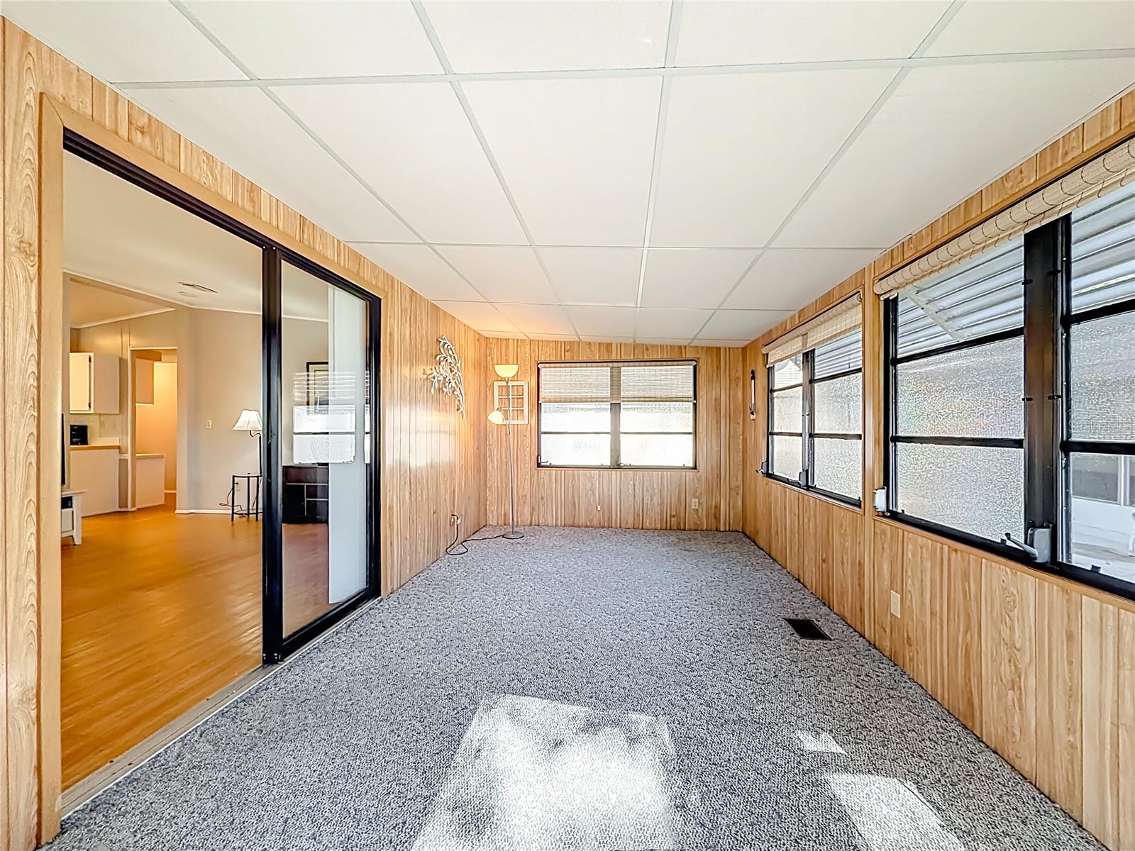 LADY LAKE ORANGE BLOSSOM GARDENS UNIT 08 - Residential