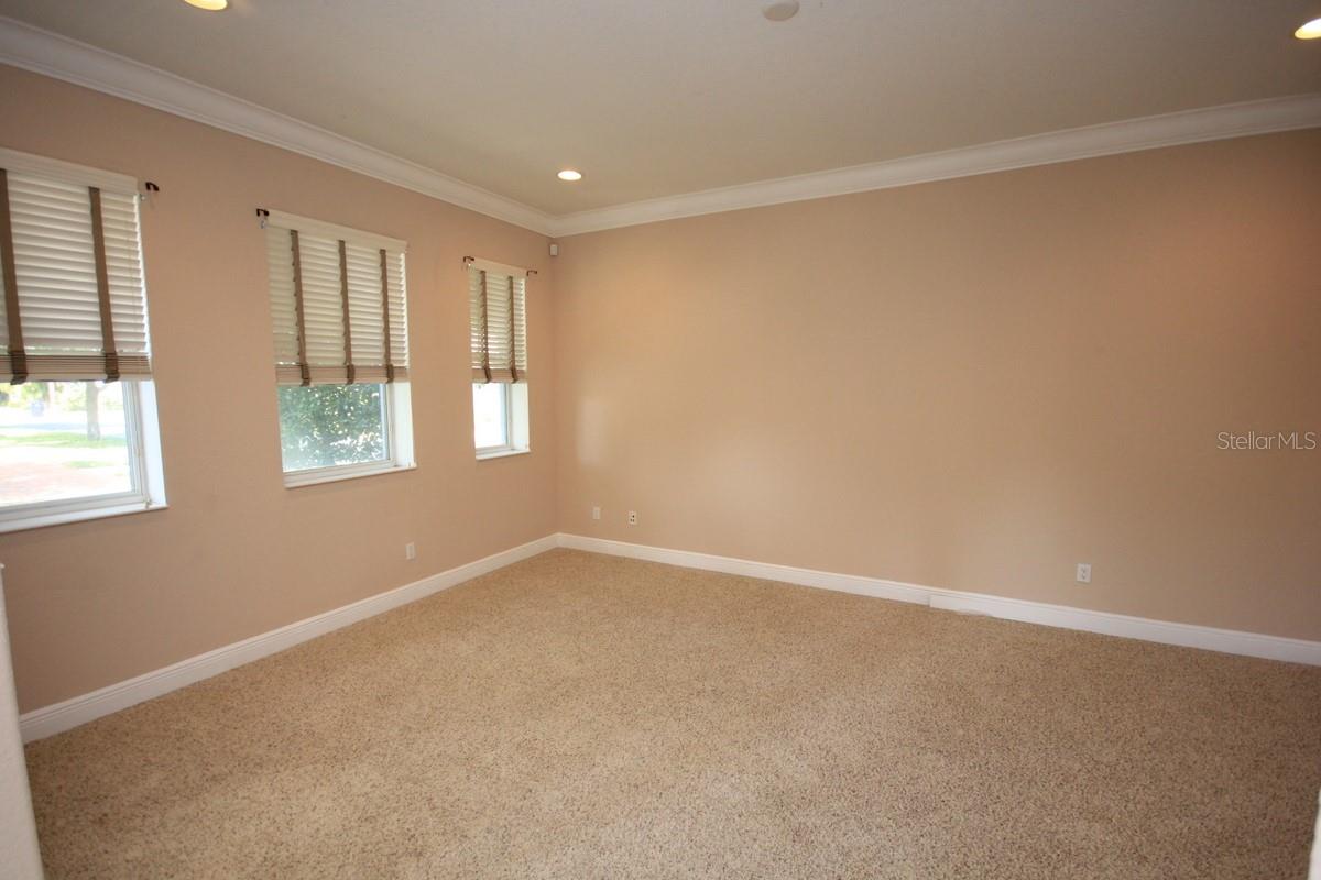 6002 YEATS MANOR DRIVE 105