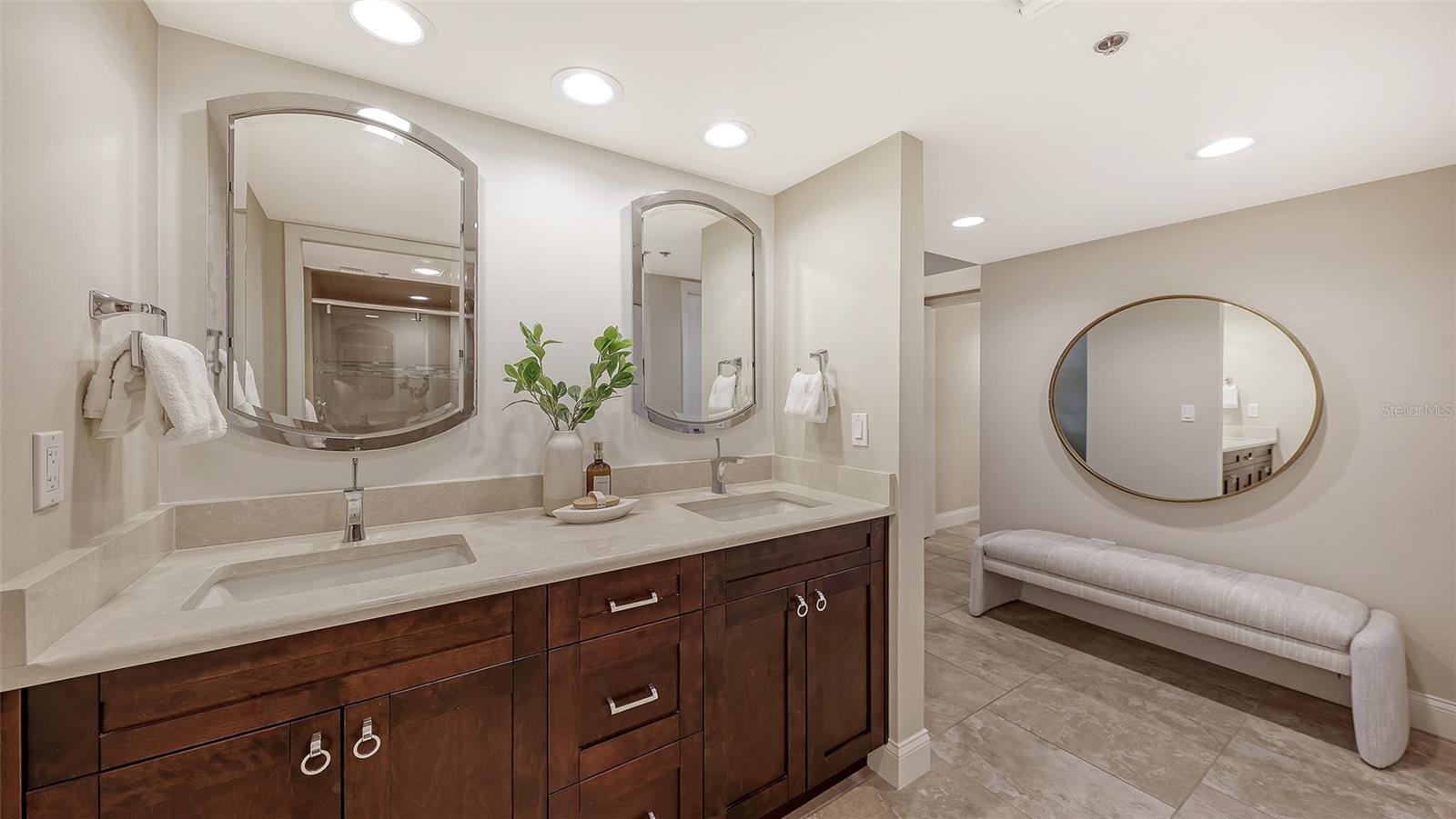 SUNSET BEACH - Residential