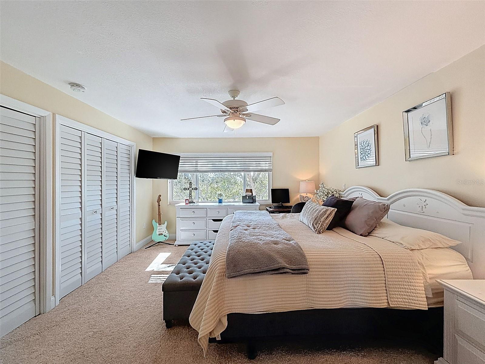 SOUTH PAULA POINT CONDO - Residential