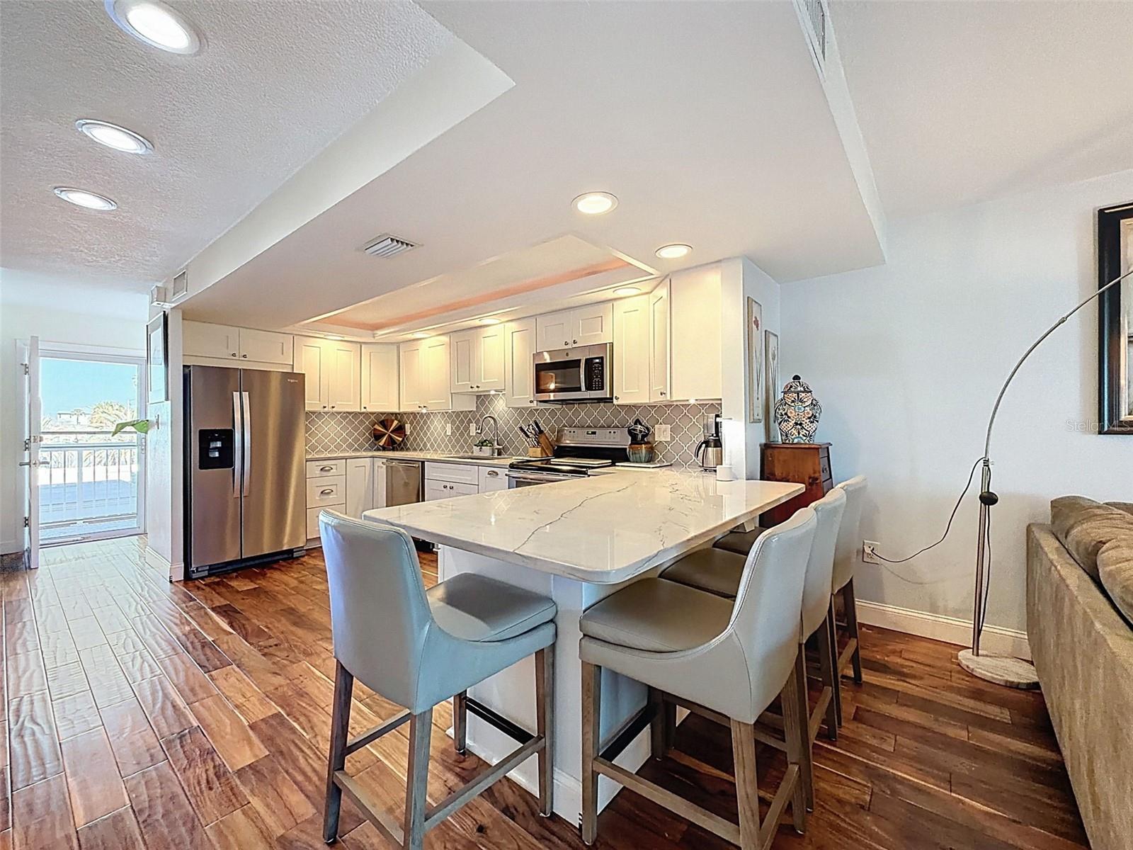 SOUTH PAULA POINT CONDO - Residential