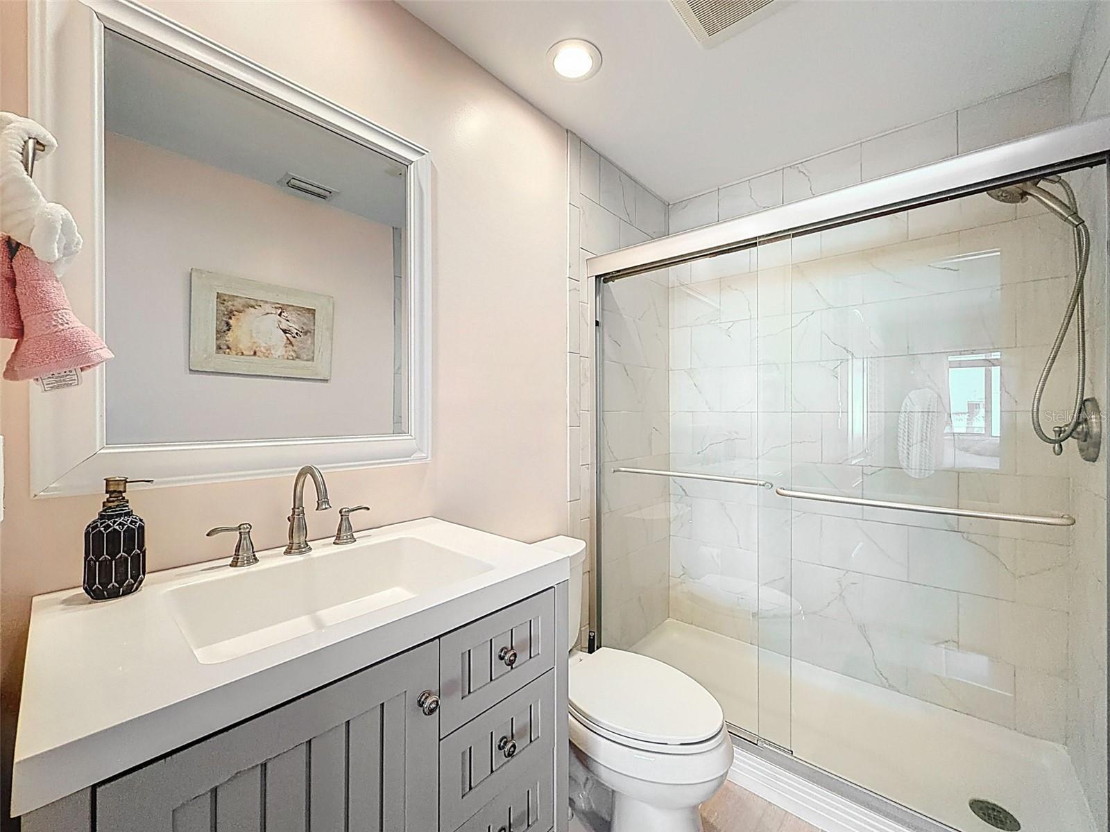 SOUTH PAULA POINT CONDO - Residential