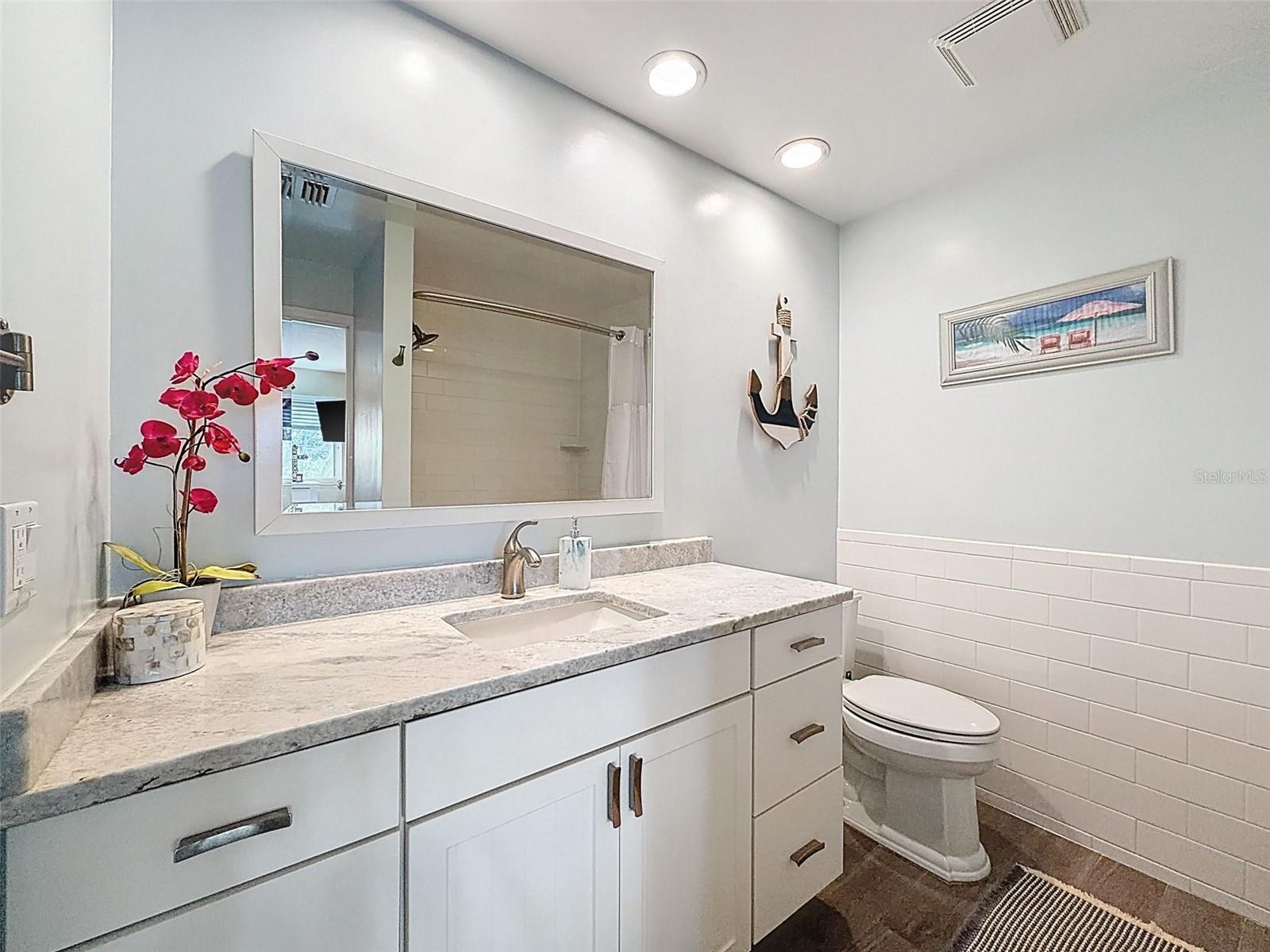 SOUTH PAULA POINT CONDO - Residential